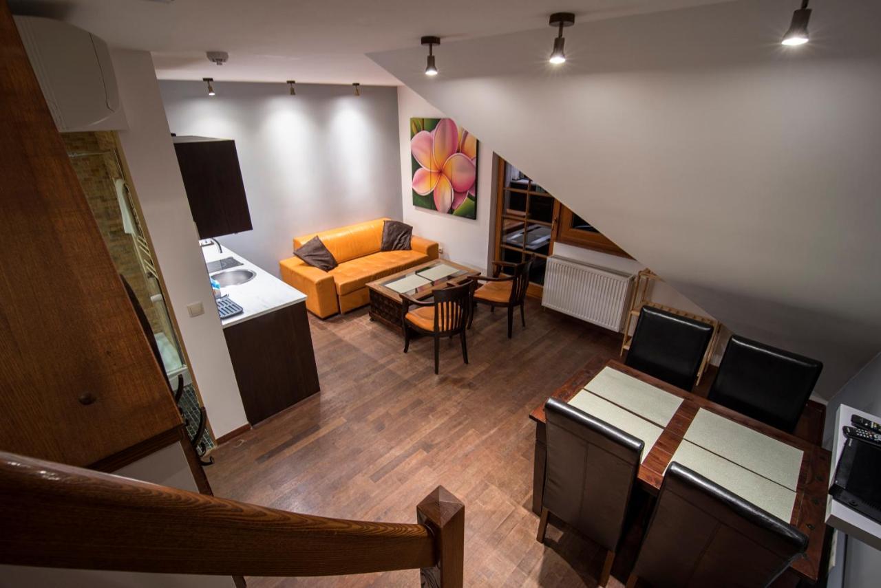 Apartamenty Lola 斯克拉斯卡波伦巴 外观 照片